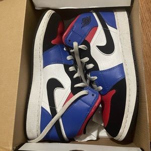 Air Jordan 1 mid white/black hyper royal